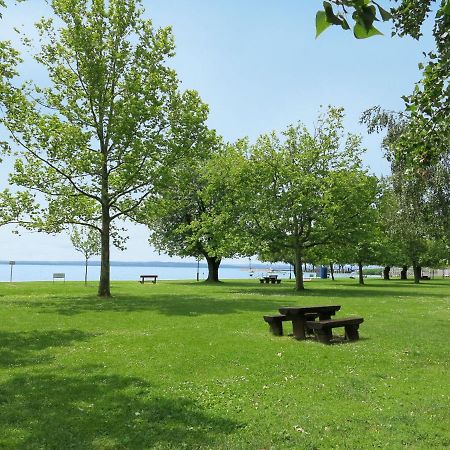 Holiday Home Balatontourist Fuered-1 By Interhome Balatonfured Luaran gambar