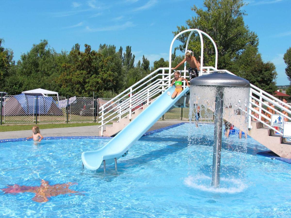 Holiday Home Balatontourist Fuered-1 By Interhome Balatonfured Luaran gambar