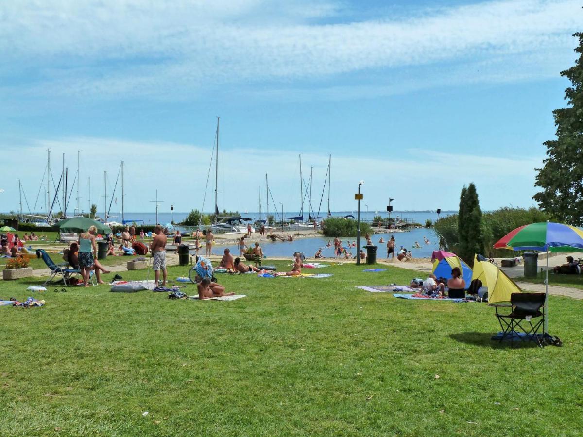 Holiday Home Balatontourist Fuered-1 By Interhome Balatonfured Luaran gambar